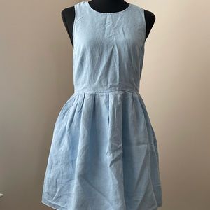 Women’s Gap Linen Dress